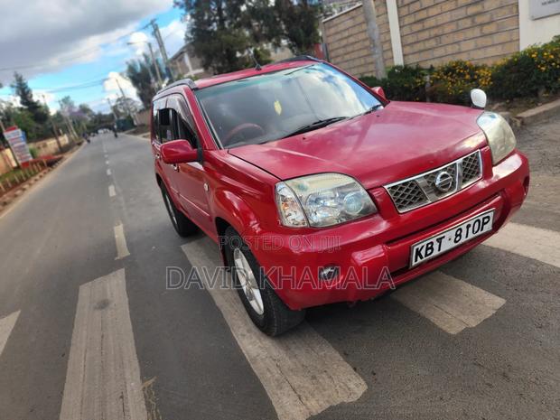 Nissan X-Trail 2.0 2005 Red