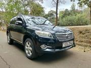 Toyota Vanguard 2012 Silver for sale