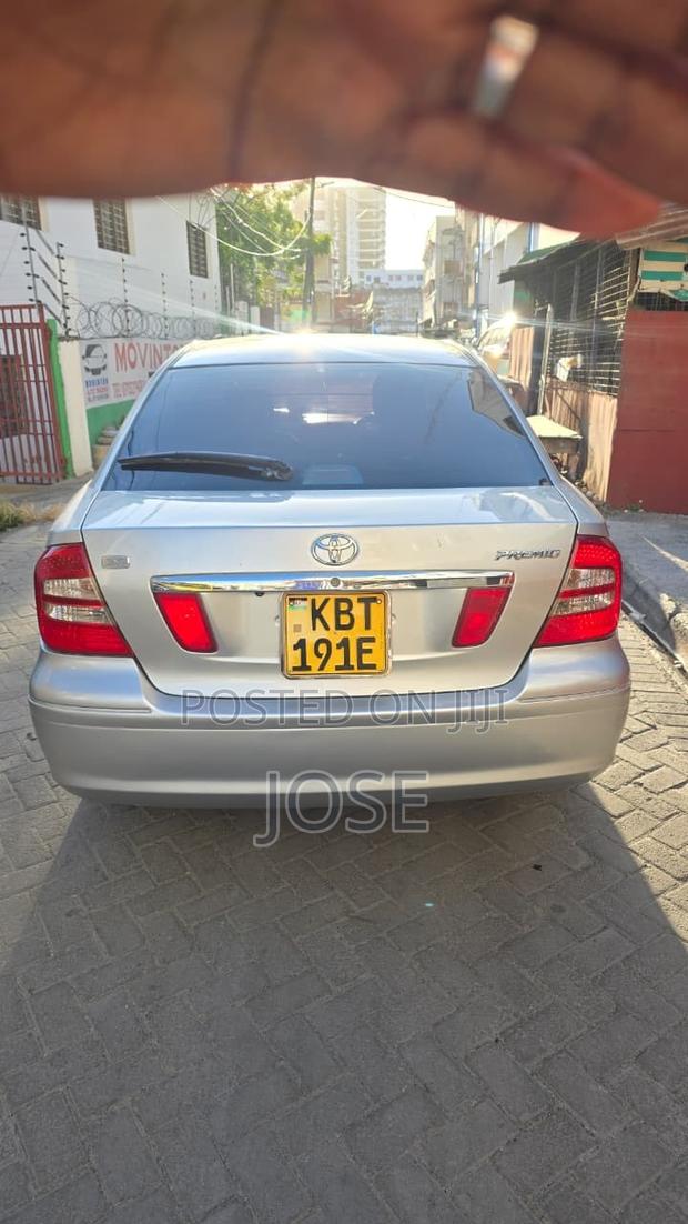 Toyota Premio 2006 Silver