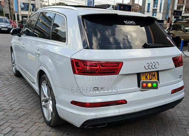 Audi Q7 3.0T Premium AWD quattro 2017 White