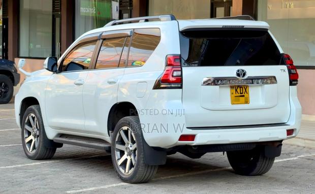Toyota Land Cruiser Prado 2020 White