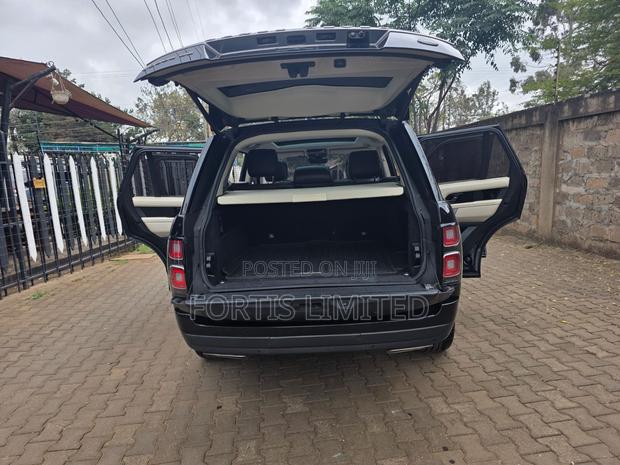 Land Rover Range Rover Vogue 2018 Black