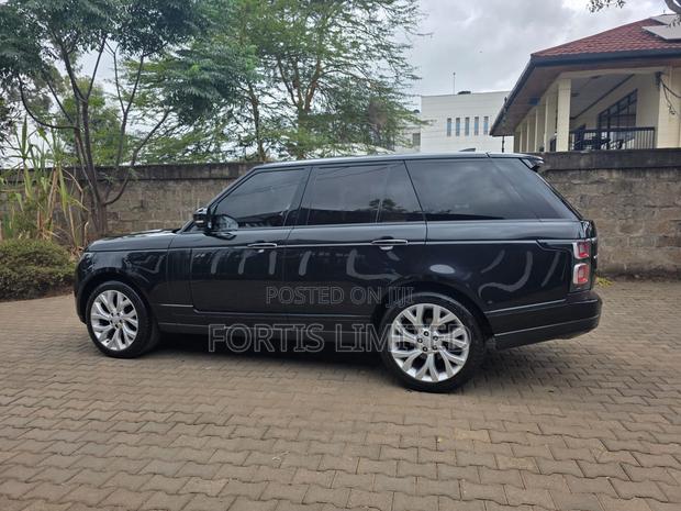 Land Rover Range Rover Vogue 2018 Black