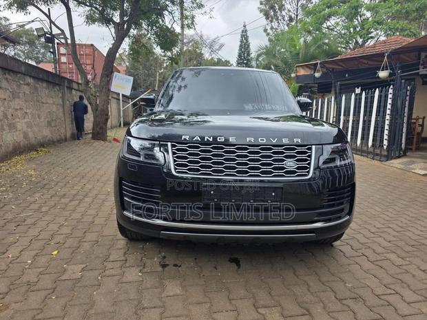 Land Rover Range Rover Vogue 2018 Black