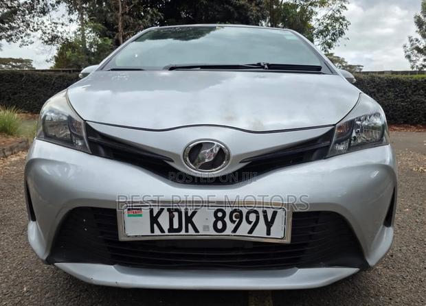 Toyota Vitz 1.3 FWD 5dr 2015