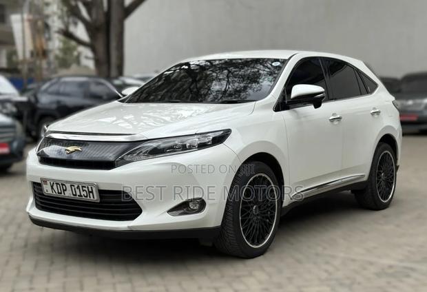 Toyota Harrier 2.0 2016 White