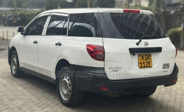 Nissan Advan 2017 White