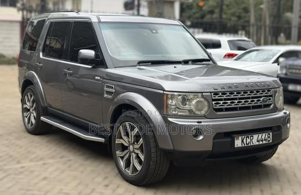 Land Rover Discovery 2011 Gray