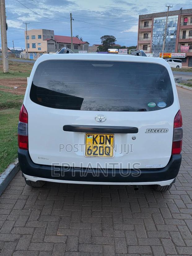 Toyota Probox 1.5 DX Comfort 2WD 2016 White