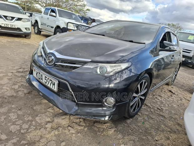 Toyota Auris 2013 Black