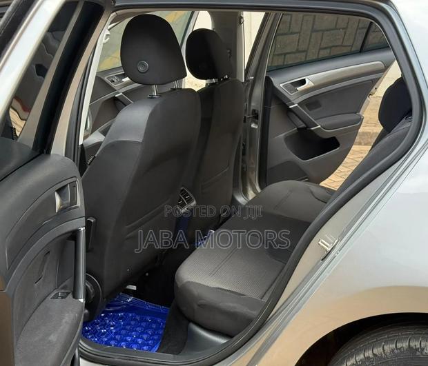 Volkswagen Golf 2013 Silver