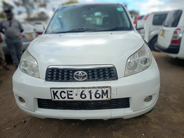 Toyota Rush 1.5 RWD 2009 White