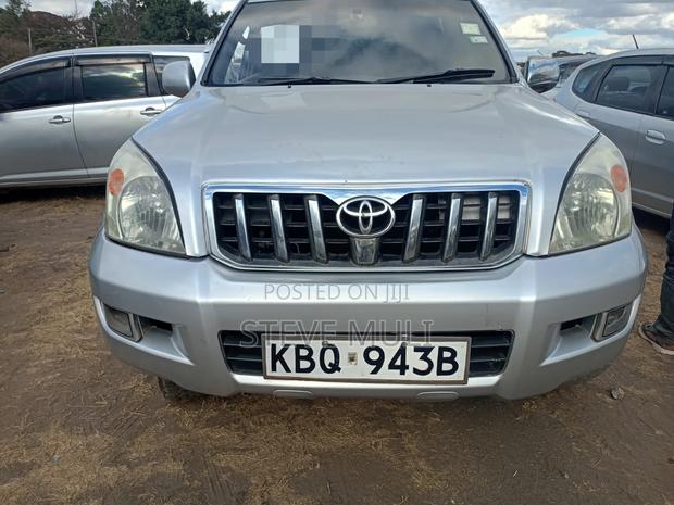Toyota Land Cruiser Prado 3.0 D-4D 5dr 2005 Silver