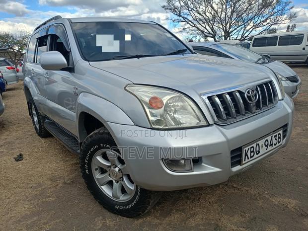 Toyota Land Cruiser Prado 3.0 D-4D 5dr 2005 Silver