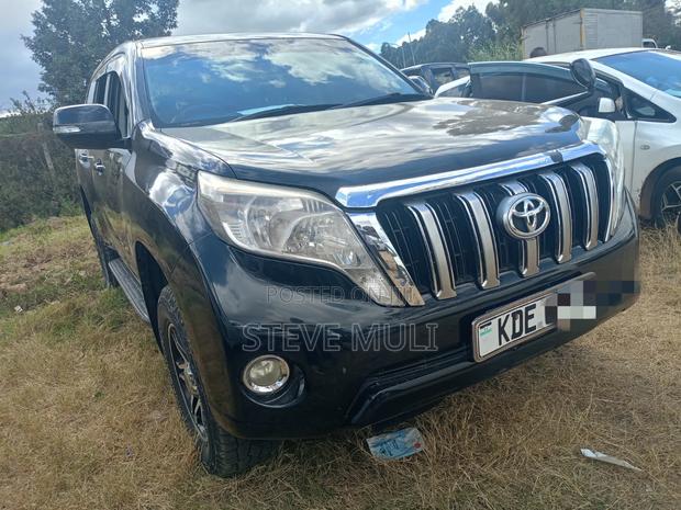Toyota Land Cruiser Prado 2013 Matt Black