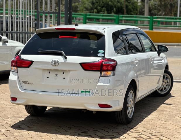 Toyota Corolla Fielder 1.5 Petrol FWD 2021 Pearl