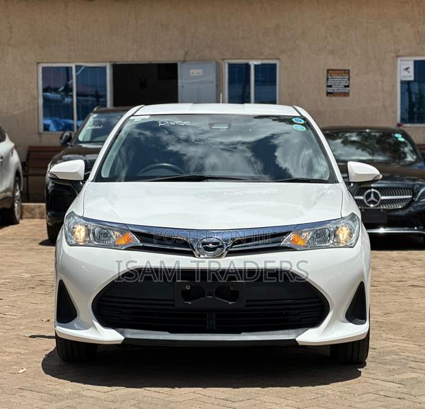 Toyota Corolla Fielder 1.5 Petrol FWD 2021 Pearl