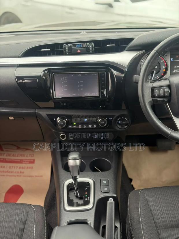 Toyota Hilux Revo Double Cab Deisel 2.8 RWD 2022 Black