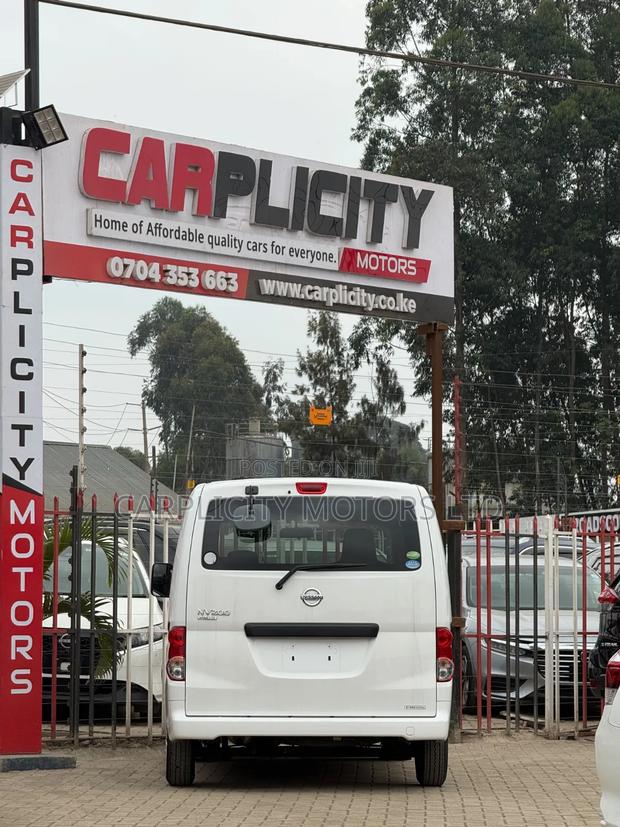 Nissan NV350 2019 White