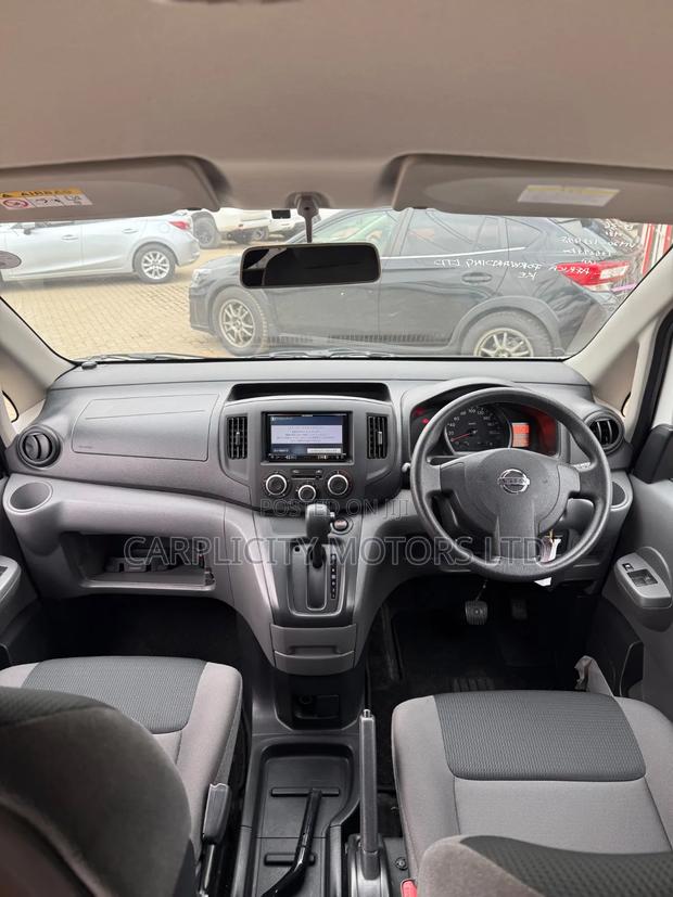 Nissan NV350 2019 White