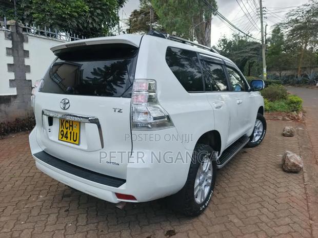Toyota Land Cruiser Prado 4.0 i 2013 White