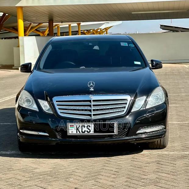 Mercedes-Benz E250 2012 Black