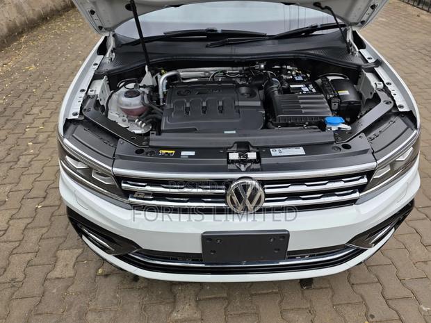 Volkswagen Tiguan 2.0T SEL Premium R-Line AWD 4MOTION 2019 White