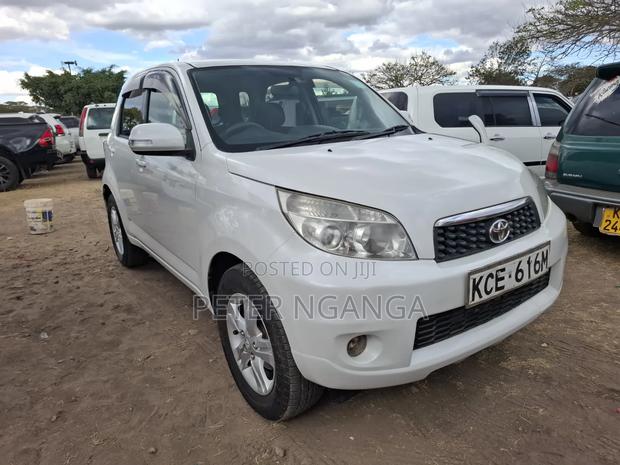 Toyota Rush 1.5 RWD 2009 White