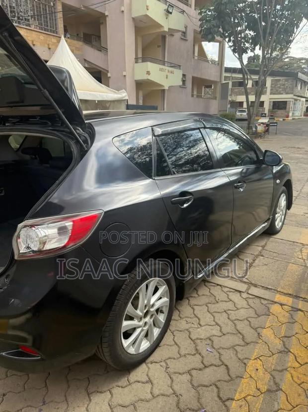 Mazda Axela 2012 Black