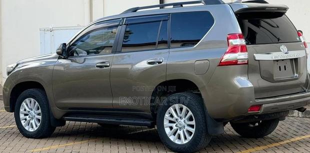 Toyota Land Cruiser Prado 2.8 D-4D 2016 Burgundy
