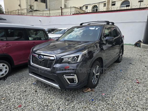 Subaru Forester Premium AWD 2019 Black