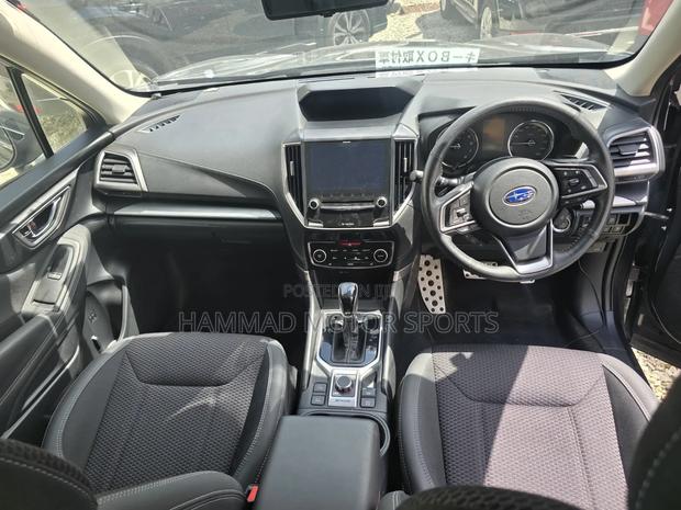 Subaru Forester Premium AWD 2019 Black