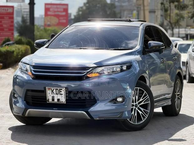 Toyota Harrier 2014