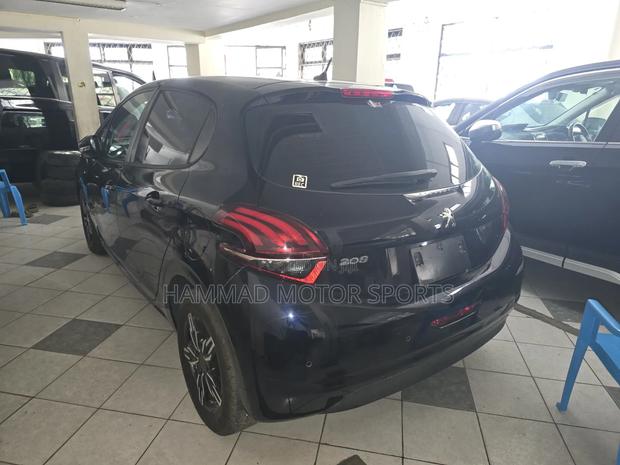 Peugeot 208 2019 Black