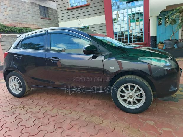 Mazda Demio 2011 Burgundy