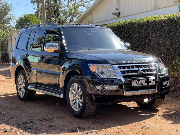 Mitsubishi Pajero V80 3.2 DI-D 2016 Black