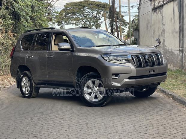 Toyota Land Cruiser Prado 2021 Gold