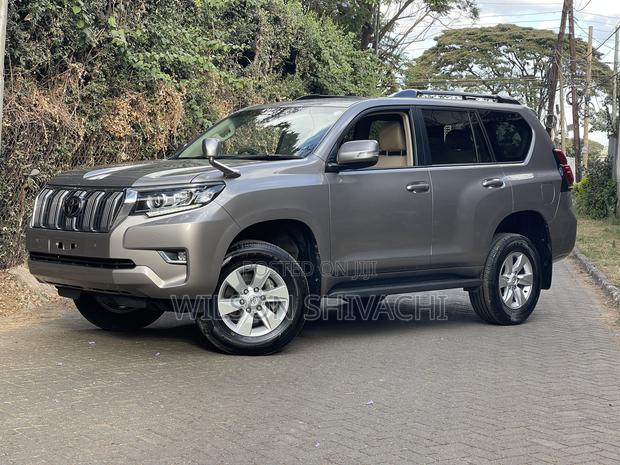 Toyota Land Cruiser Prado 2021 Gold