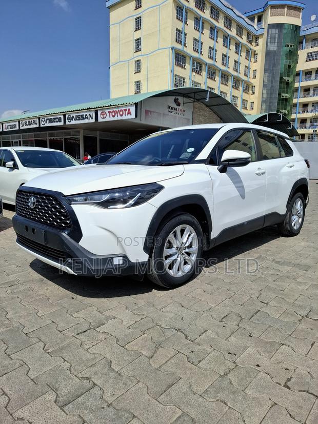Toyota Corolla Cross 1.8 Petrol FWD 2022 White