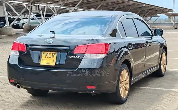 Subaru Legacy 2.5i 2011 Black