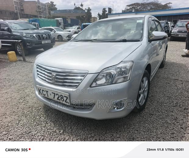 Toyota Premio 2012 Silver
