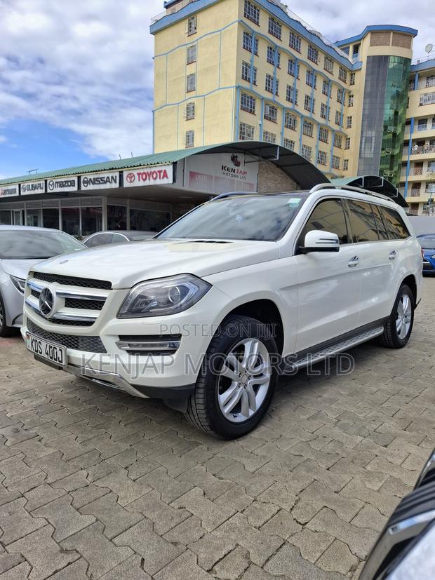 Mercedes-Benz GL-Class 350 BlueTEC 2016 White