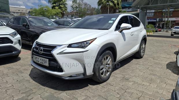 Lexus NX 200t FWD 2015 White