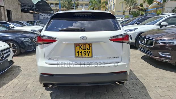 Lexus NX 200t FWD 2015 White