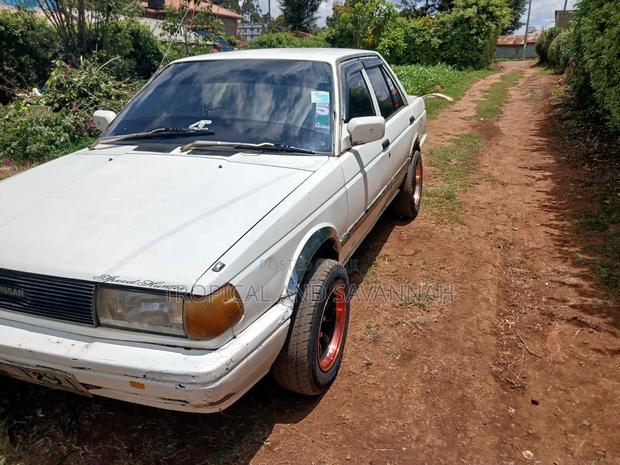 Nissan Sunny 1995 White
