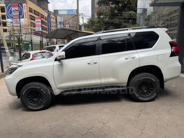 Toyota Land Cruiser Prado 2.8 2017