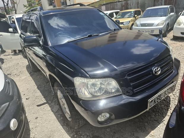 Toyota Kluger 2002 Black