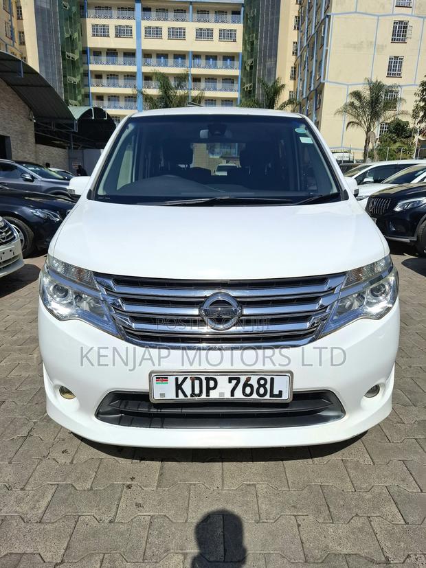 Nissan Serena 2016 White