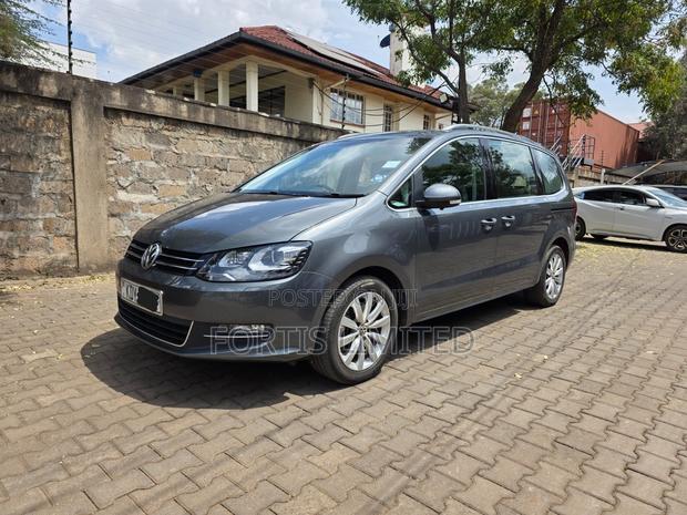 Volkswagen Sharan 2019 Gray