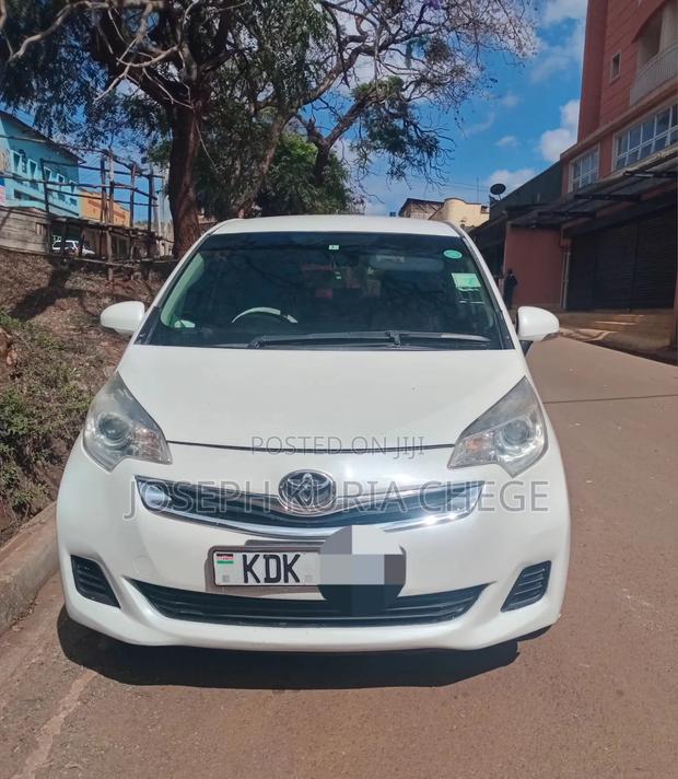 Toyota Ractis 2016 Pearl
